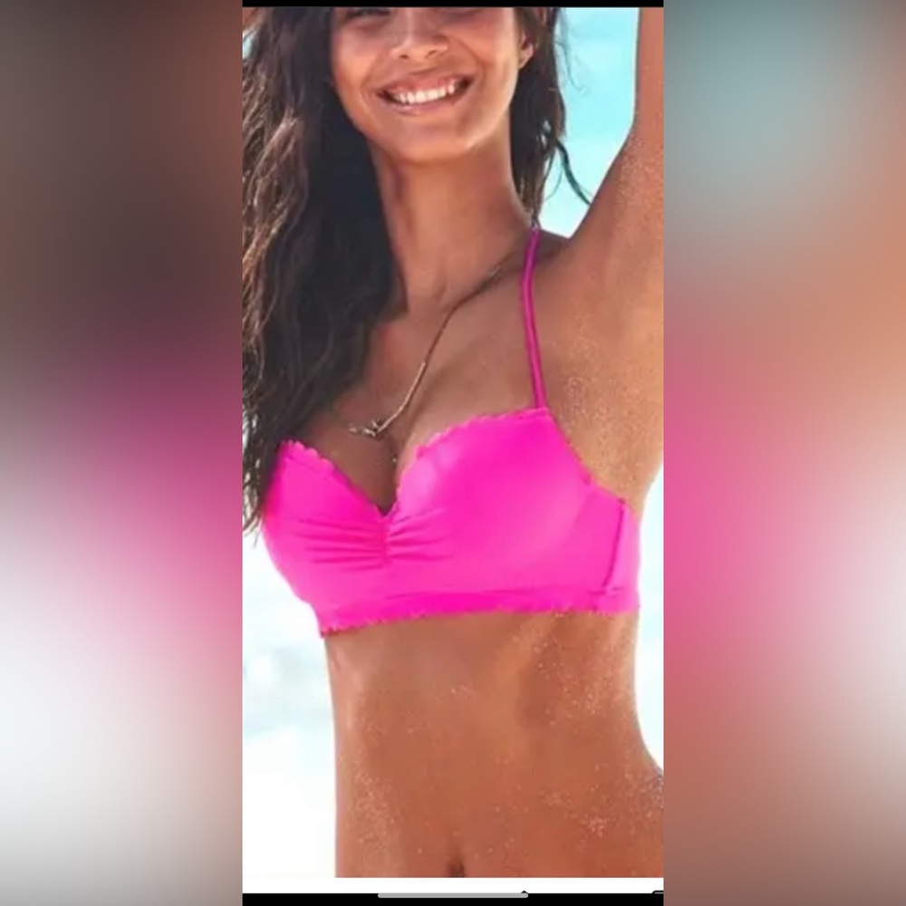 ⭐️⭐️3/$30⭐️⭐️Victorias Secret Swim Top Size 34C